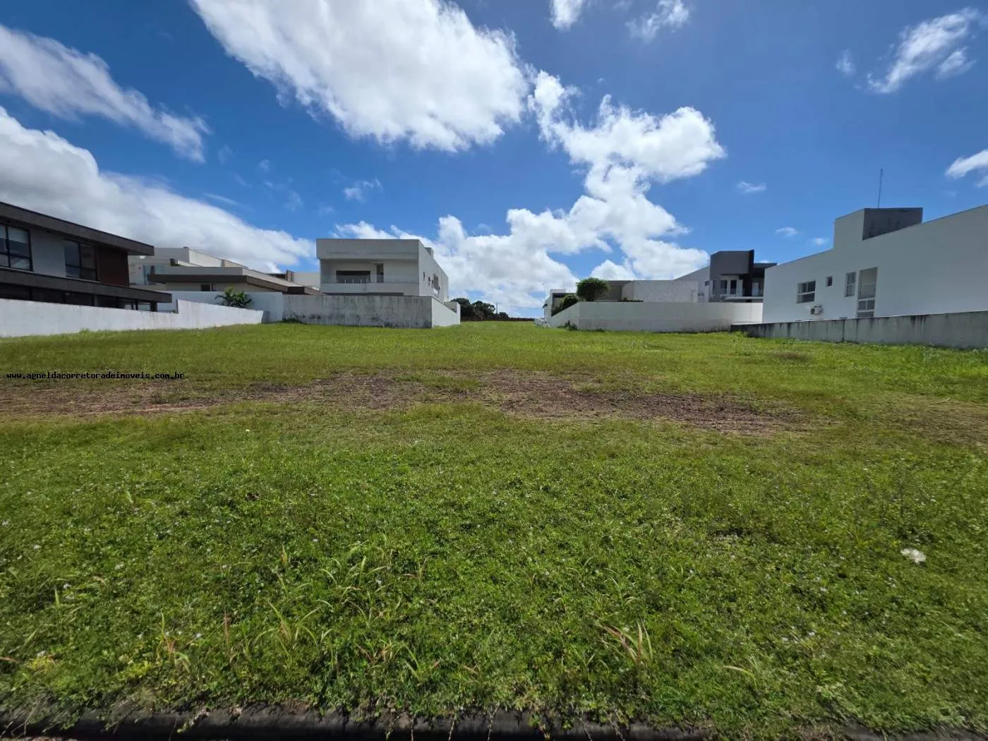Imagem Lote para Venda em Parnamirim, Cajupiranga