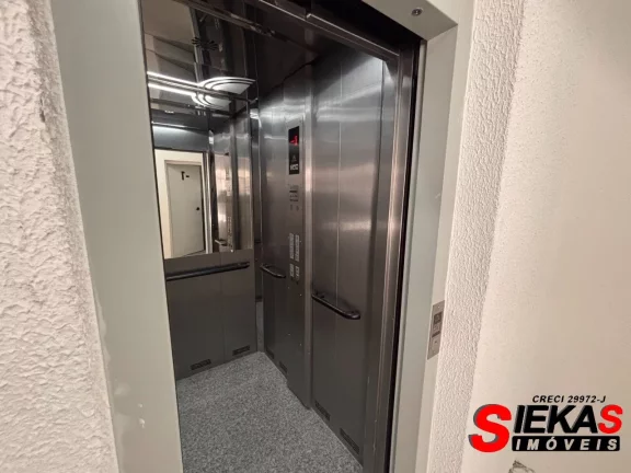 Imagem Imperdível Apartamento à Venda em São Paulo-SP, em Itaquera, com 1 Sala, 1 Banheiro, 1 Vaga de Garagem e 50m² de Área