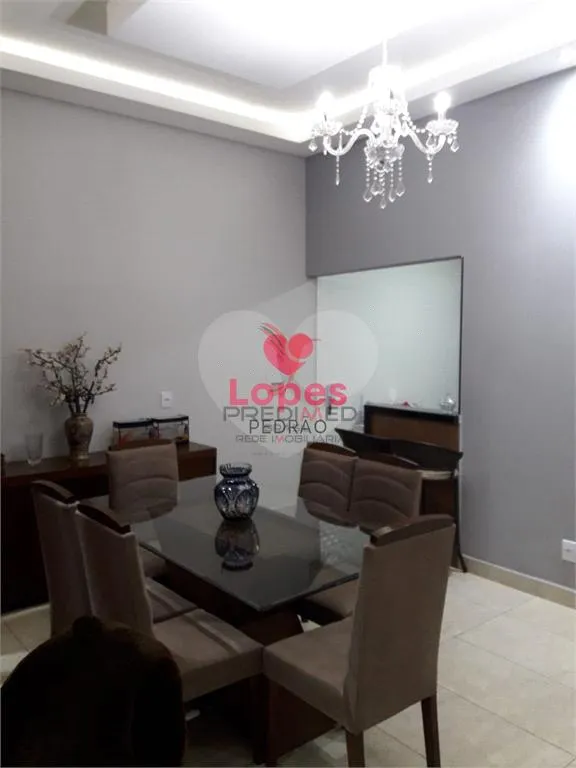Imagem Casa de 2 quartos, 114m² no bairro Jardim Coral, em Bauru