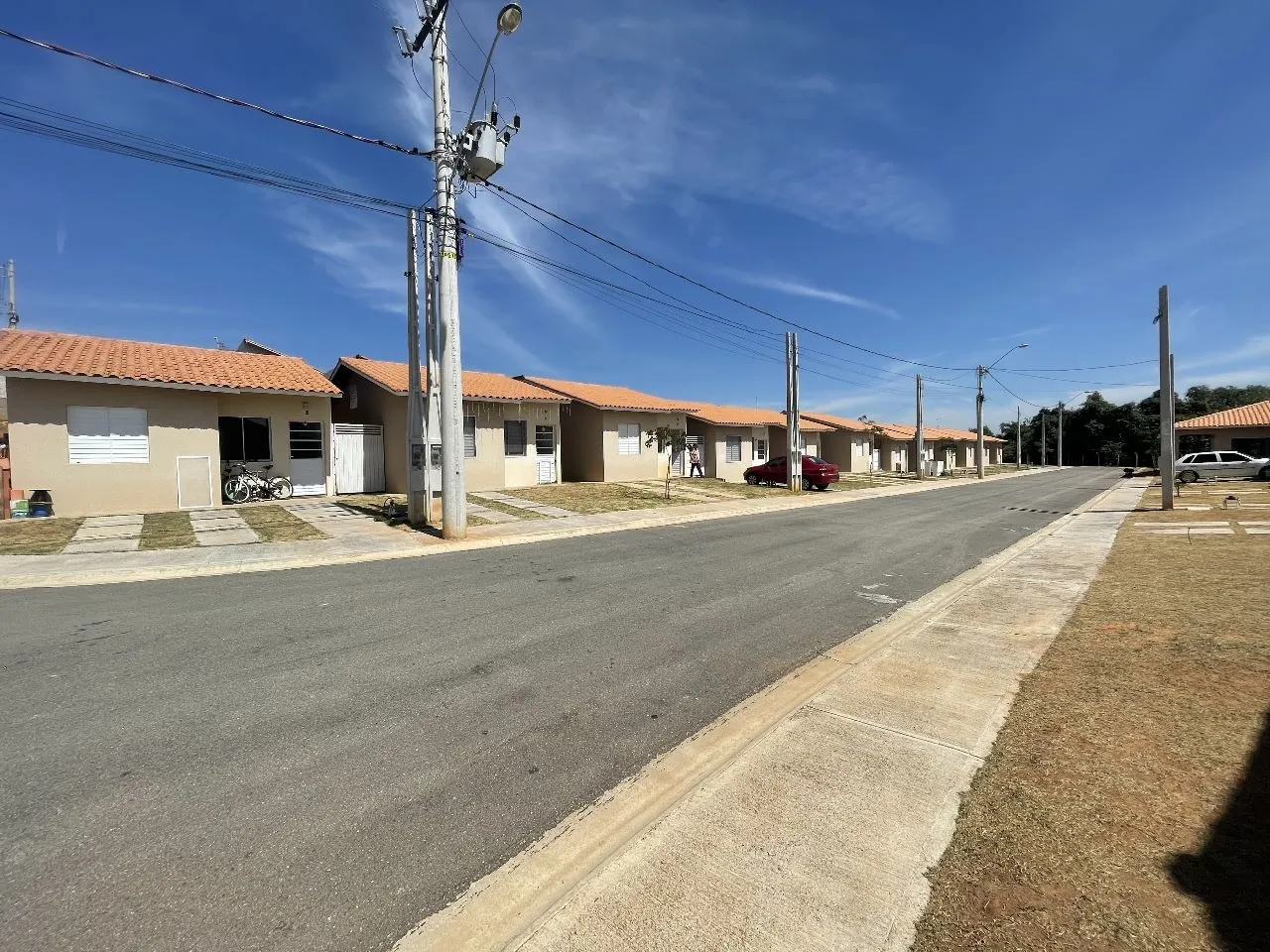 Imagem Otimas casas sendo vendidas no residencial ouro verde