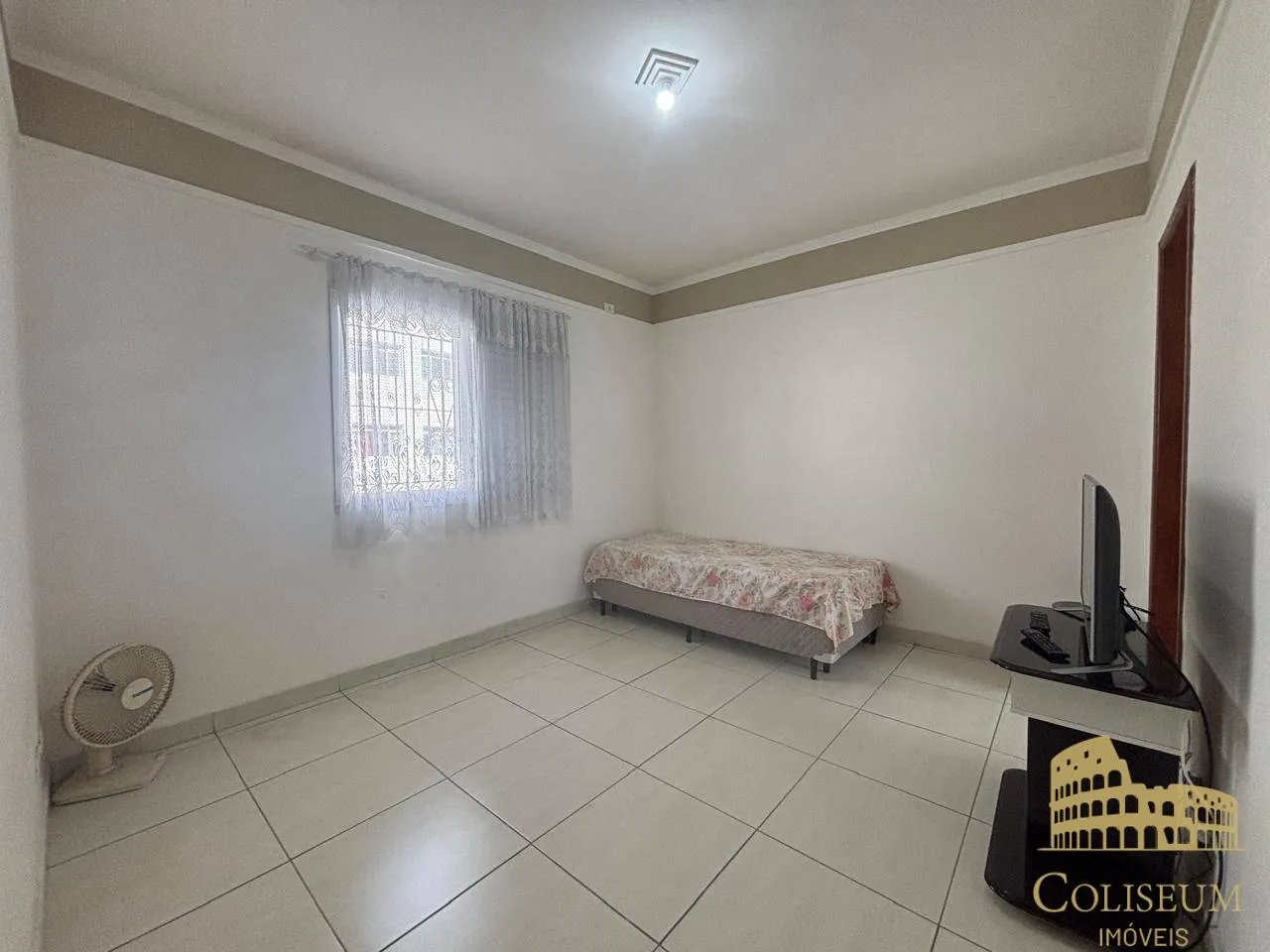 Imagem Casa com 3 dormitórios à venda, 113 m² por R$ 636.000,00 - Vila Guilhermina - Praia Grande/SP