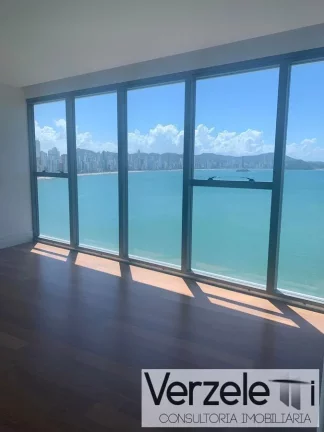 Imagem Frente ao Mar para Venda em Balneário Camboriú / SC no bairro Centro