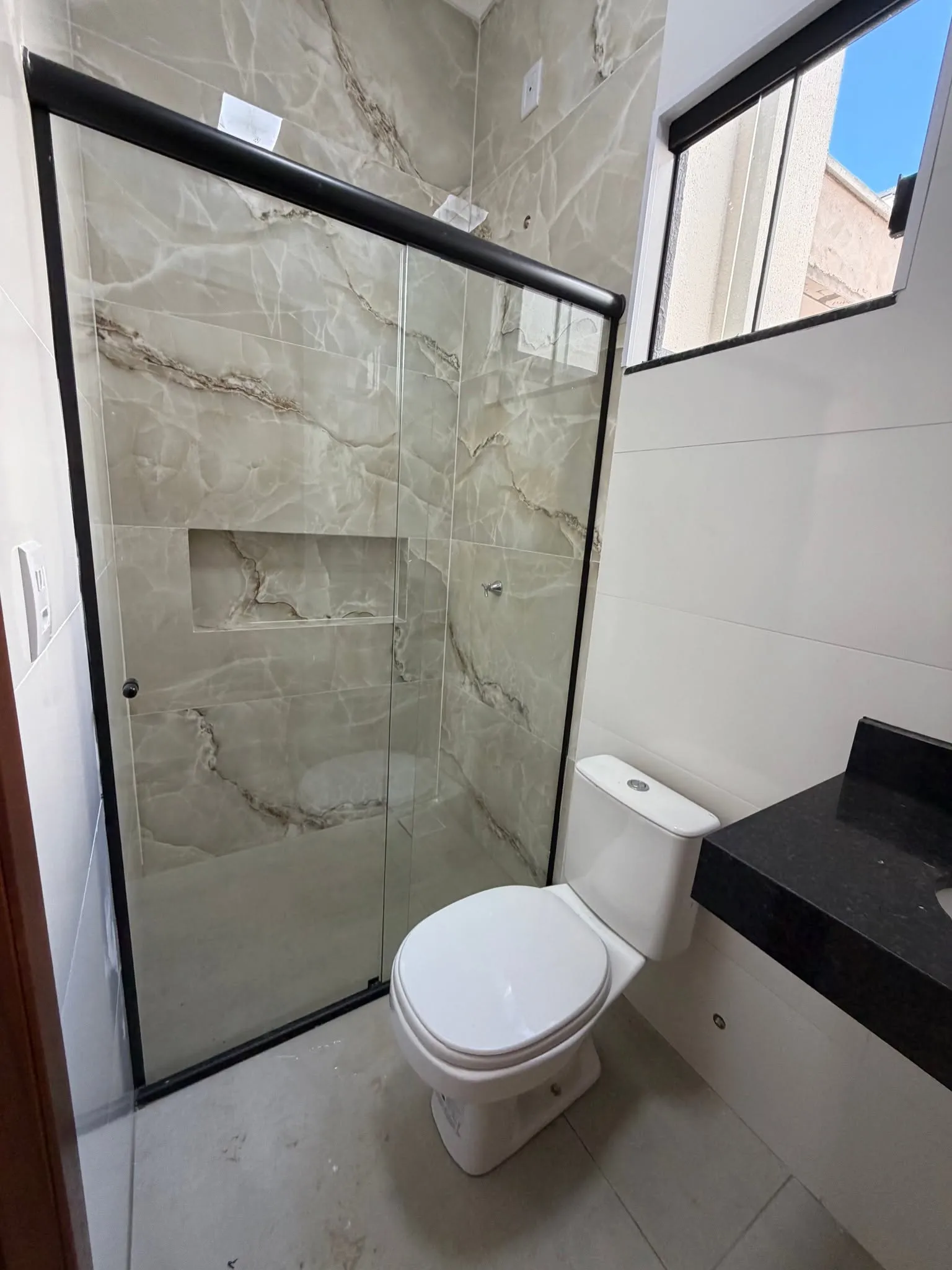 Imagem Casa 3/4 Sendo 1 Suite Com Closet No Bairro Das Industrias