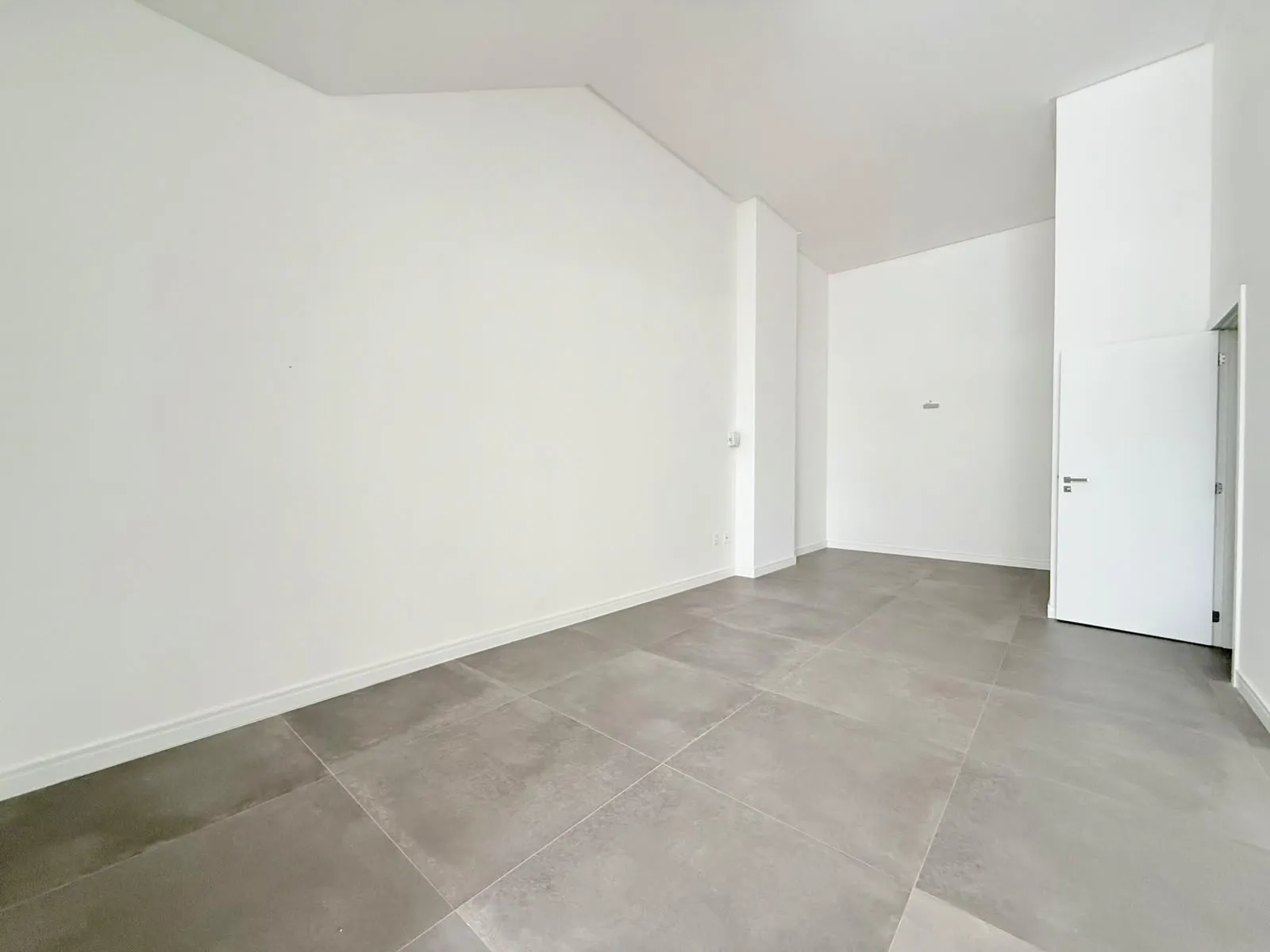 Imagem Sala Comercial à venda com 65m2 por R$ 1.485.000,00