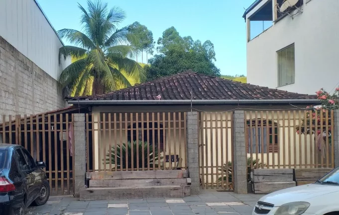 Imagem Casa de três quartos Caravelas