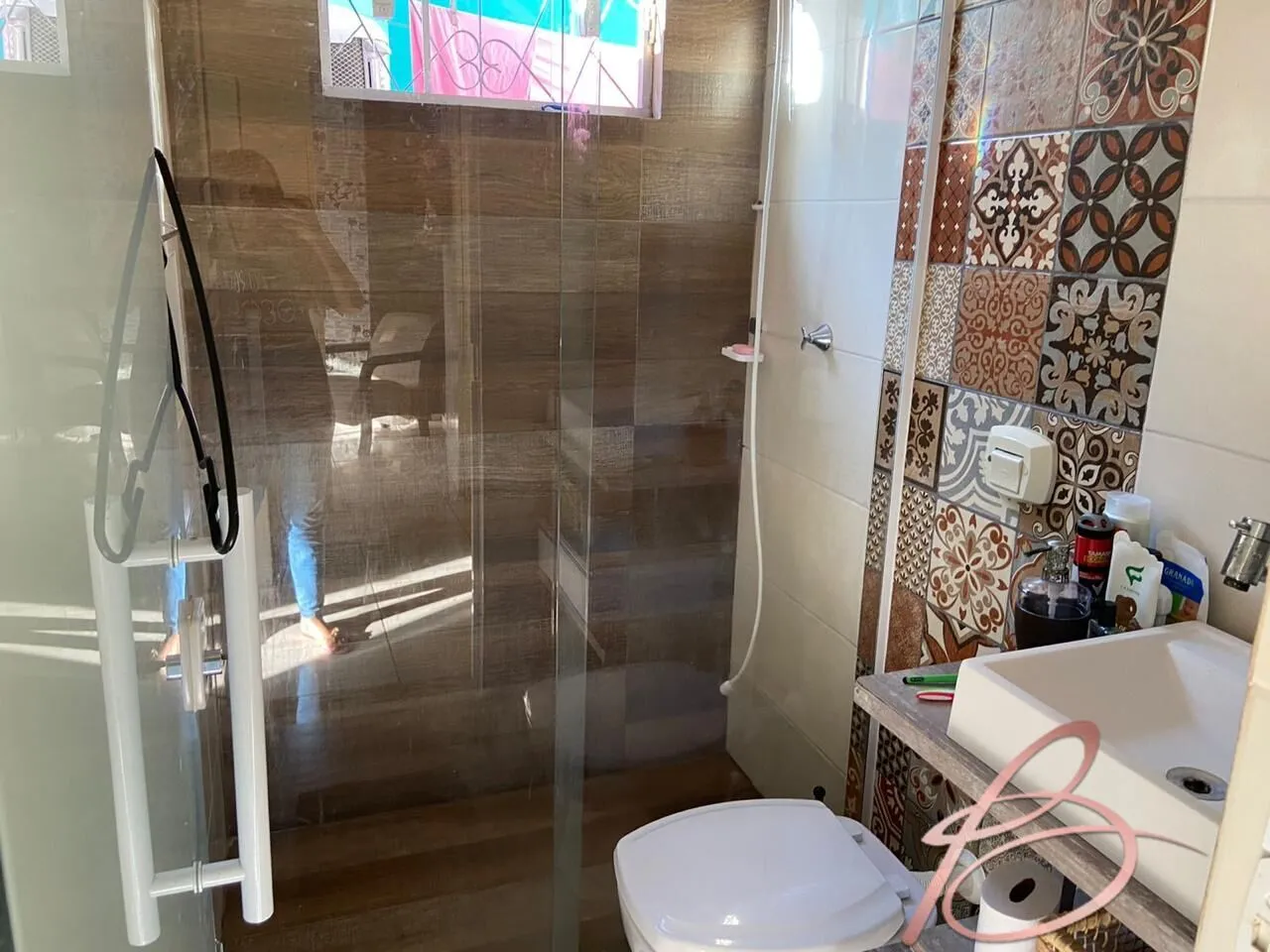 Imagem Casa de 2 pisos com 4 dormitórios á venda no Cordeiros