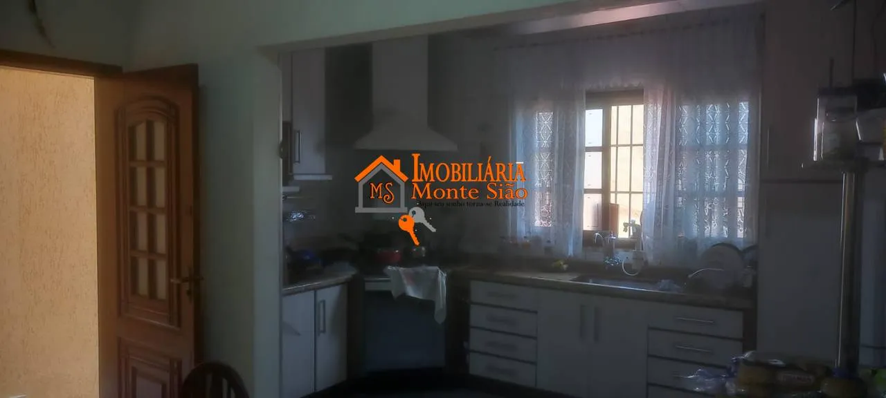 Imagem Sobrado com 3 dormitórios à venda, 222 m² por R$ 1.220.000,00 - Vila Augusta - Guarulhos/SP