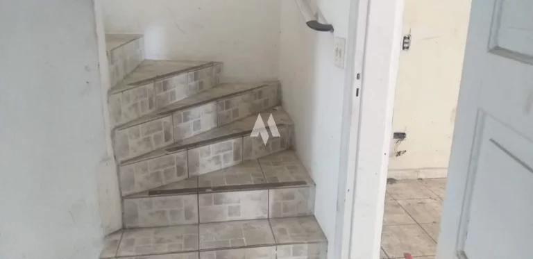 Imagem Pavilhão/Galpão à venda no bairro Macuco - Santos/SP