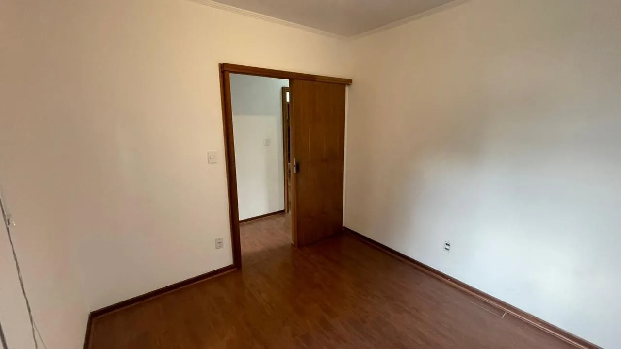 Imagem Apartamento mobiliado 3 dorms, 135m², suíte e 2 vagas - Jardim Lindóia
