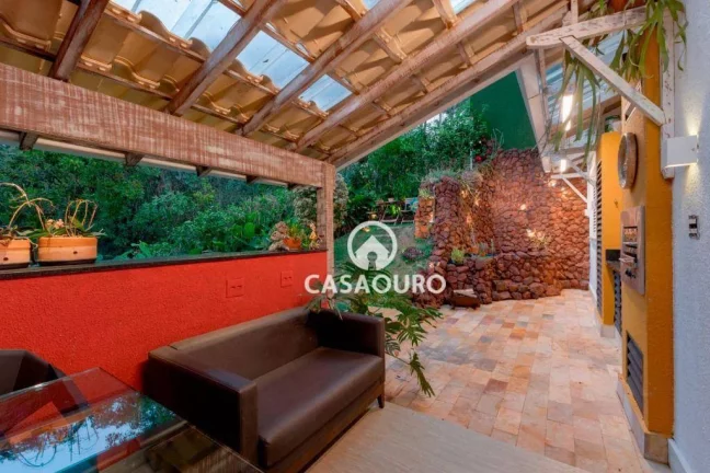 Imagem Casa com 6 quartos à venda, 200 m² por R$ 1.580.000 - Condomínio Village Royale - Nova Lima/MG