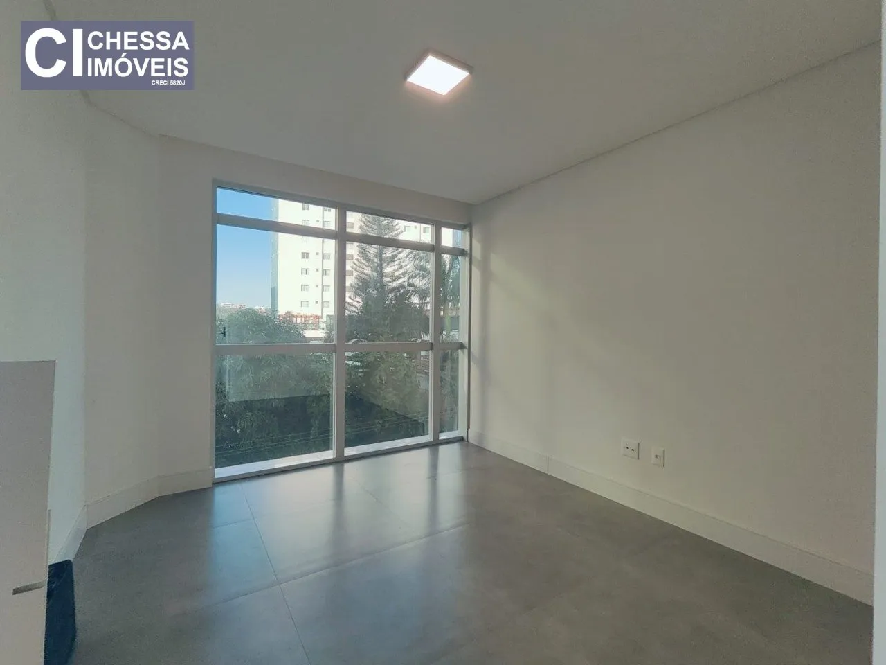 Imagem Apartamento para alugar no Ed. Solare Residence localizado na cidade de Itapema. Possui 3 suítes, s...
