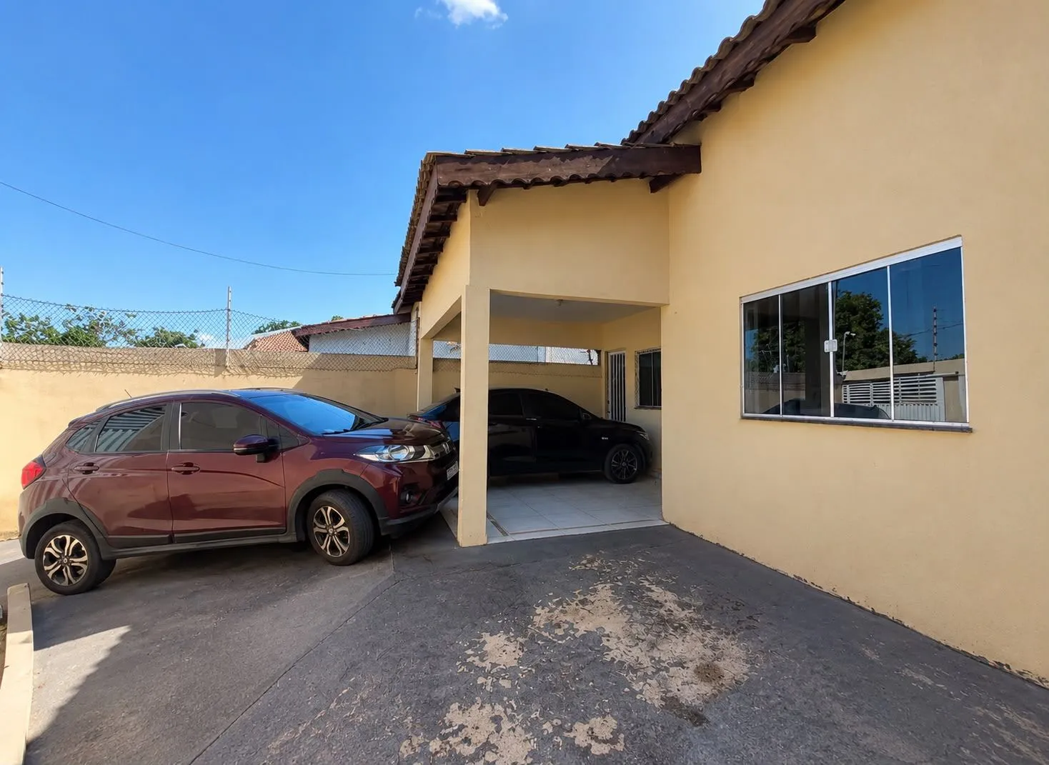 Imagem Casa 3 quartos, 2 banheiros ,sendo 1 suíte BAIRRO IKARAI - VÁRZEA GRANDE/MT