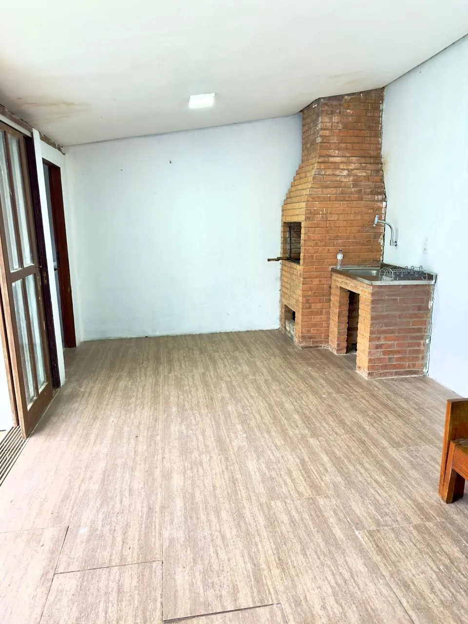 Imagem CASA DE DOIS QUARTOS COM PISCINA NO BAIRRO PONTA GROSSA