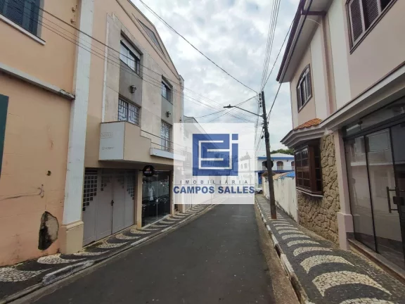 Imagem Casa com 3 dormitórios para alugar por R$ 1.901,28/mês - Centro - Socorro/SP