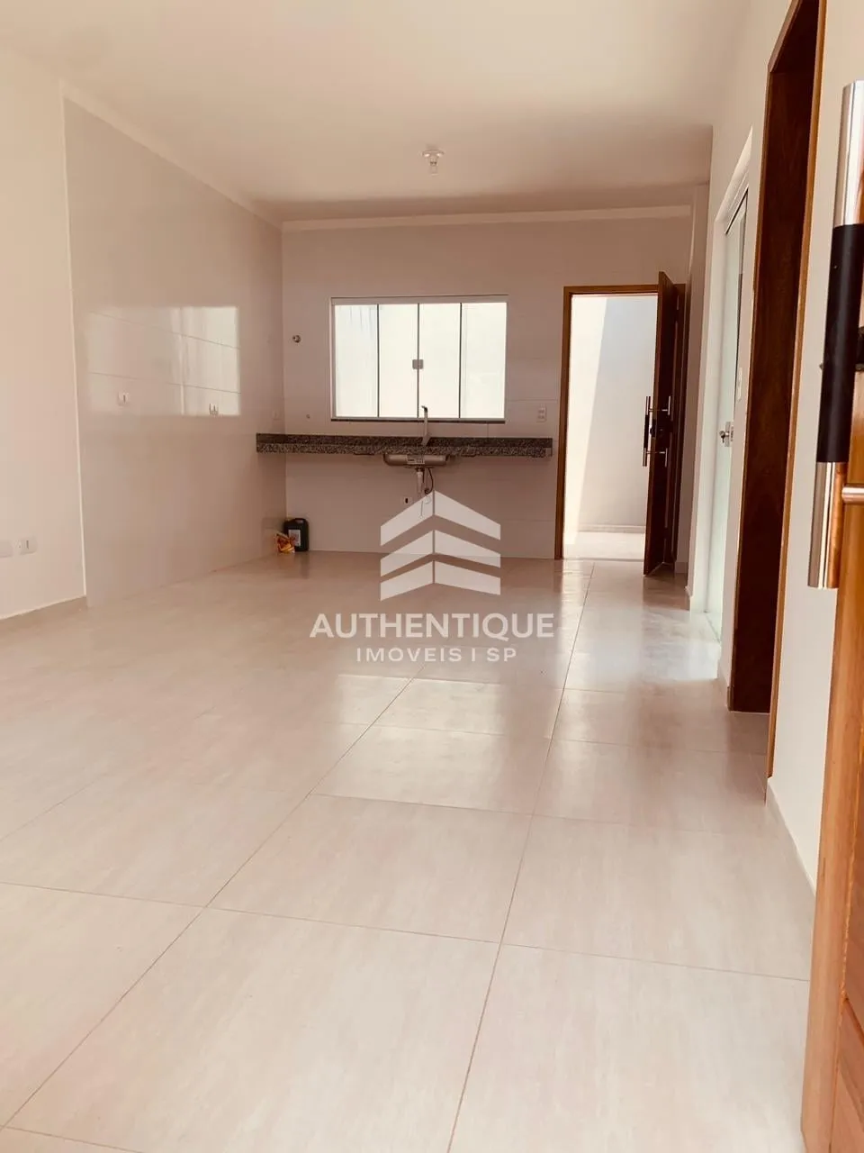 Imagem Casa à venda no bairro Jardim São Bernardino - Suzano/SP