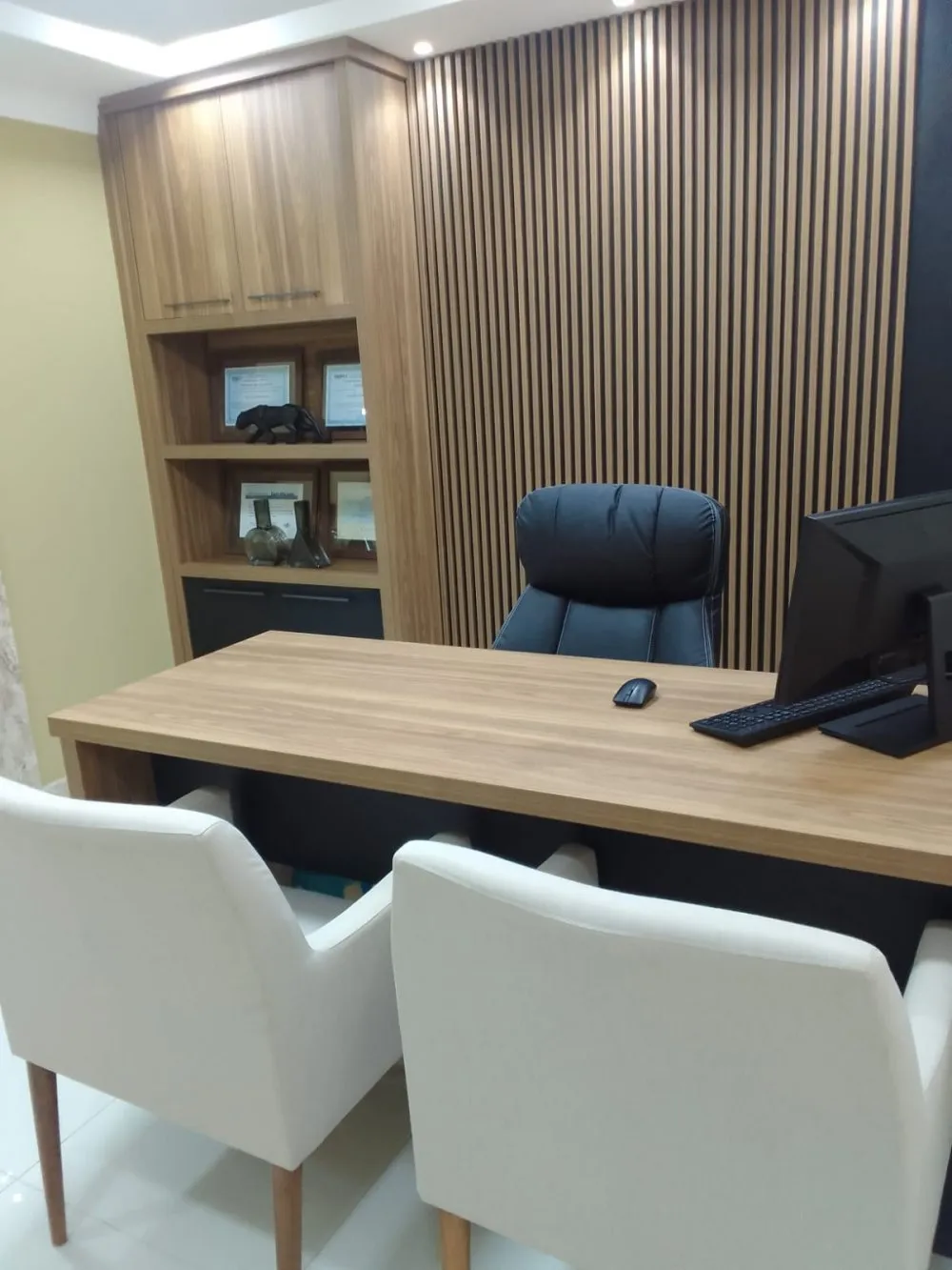 Imagem Sala Comercial a Venda no bairro Centro - Nova Iguaçu, RJ