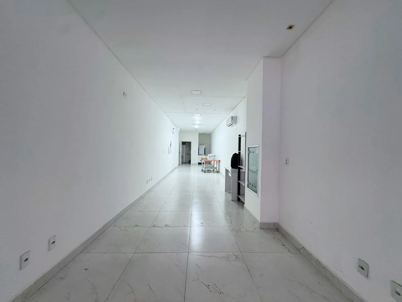 Imagem Sala Comercial à venda com 57.44m2 por R$ 750.000,00