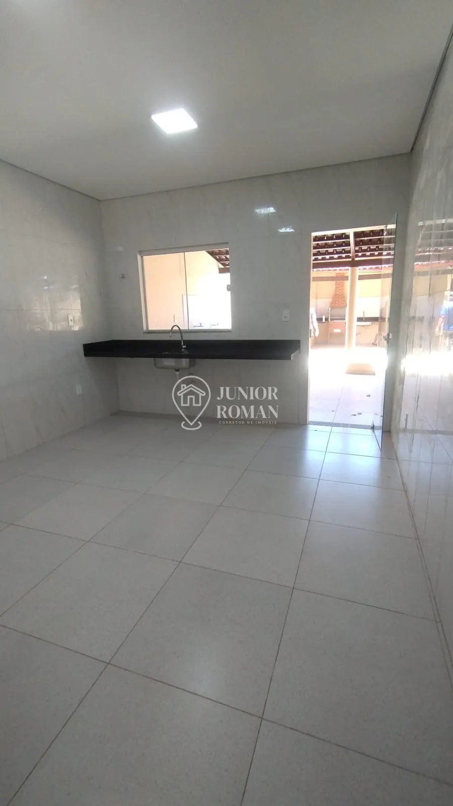 Foto do imóvel AMPLO SOBRADO 4 DORM 1 SUITE AREA DE LAZER COM CHURRASQUEIRA NO BAIRRO SANTA LUZIA - BARREIRAS/BA