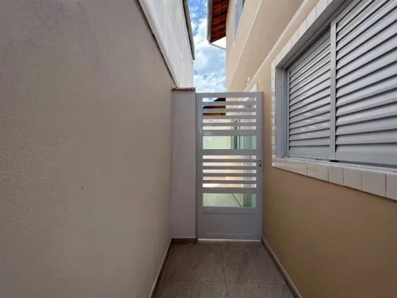 Imagem Casa com 2 dormitórios à venda, 51 m² por R$ 245.000 - Caiçara - Praia Grande/SP