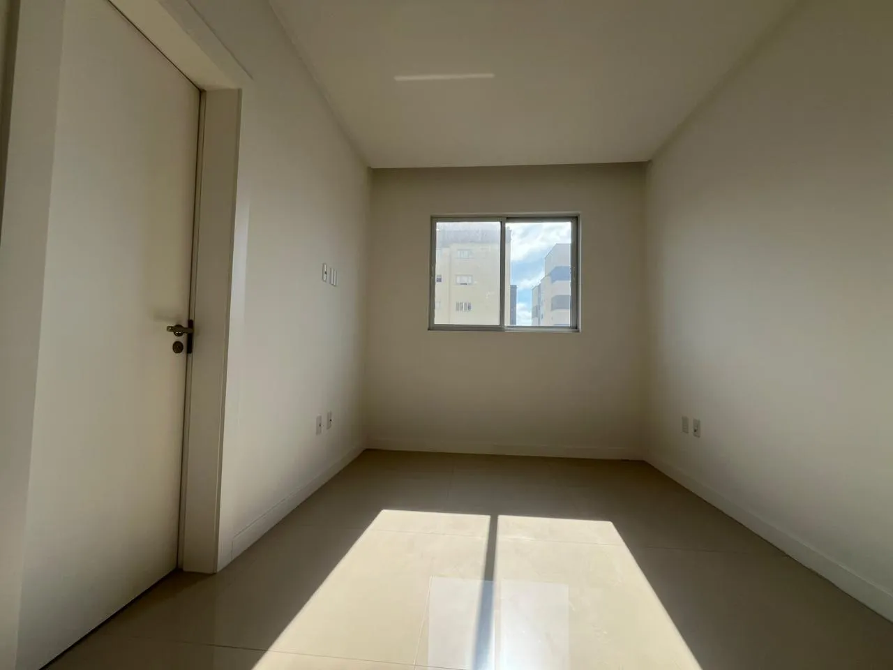 Imagem Apartamento à venda com 167m2 por R$ 2.800.000,00