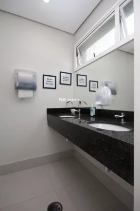 Imagem Conjunto comercial com 220m2 mobiliado na Vila Olímpia.