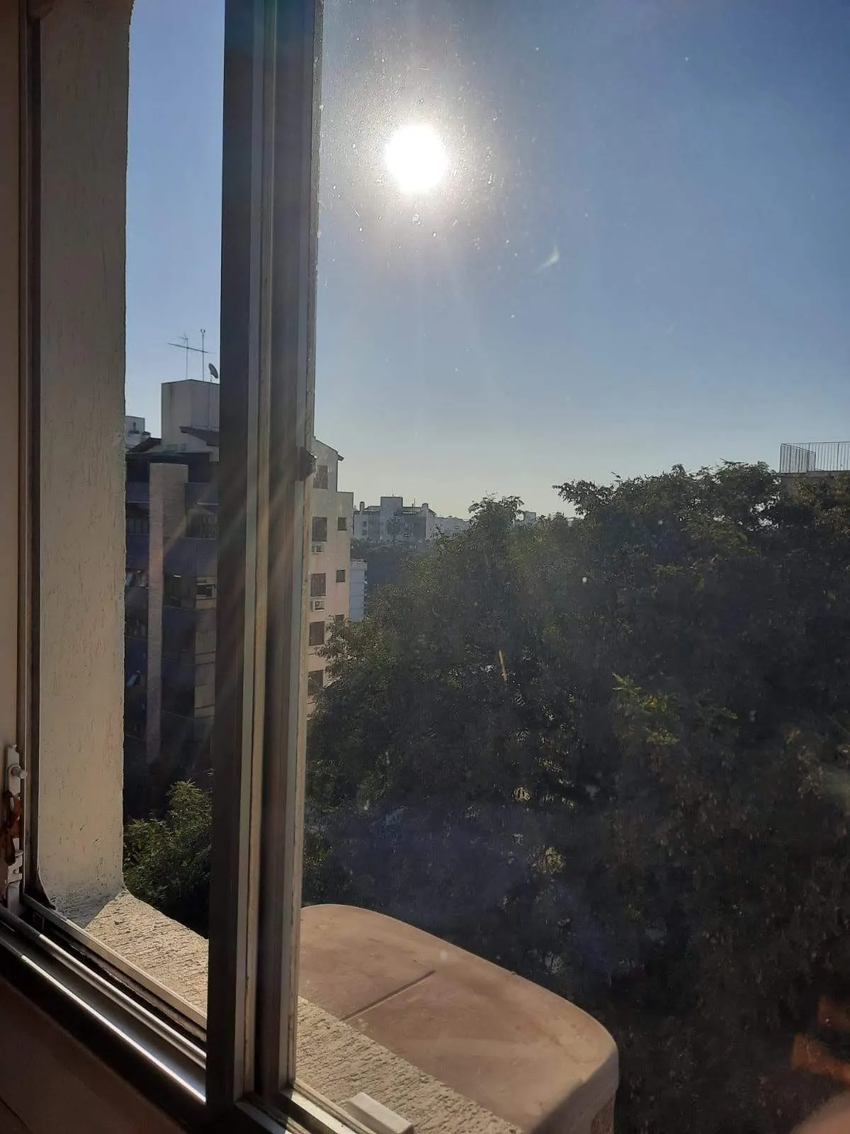 Imagem Apartamento de 1 dormitório e 1 vaga de garagem sem elevador !