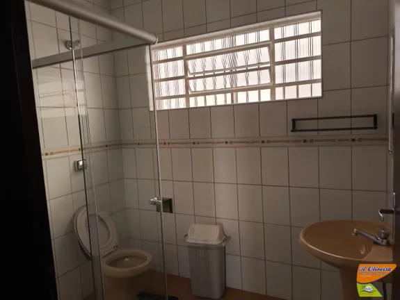Imagem Linda casa +edícula próximo a praia