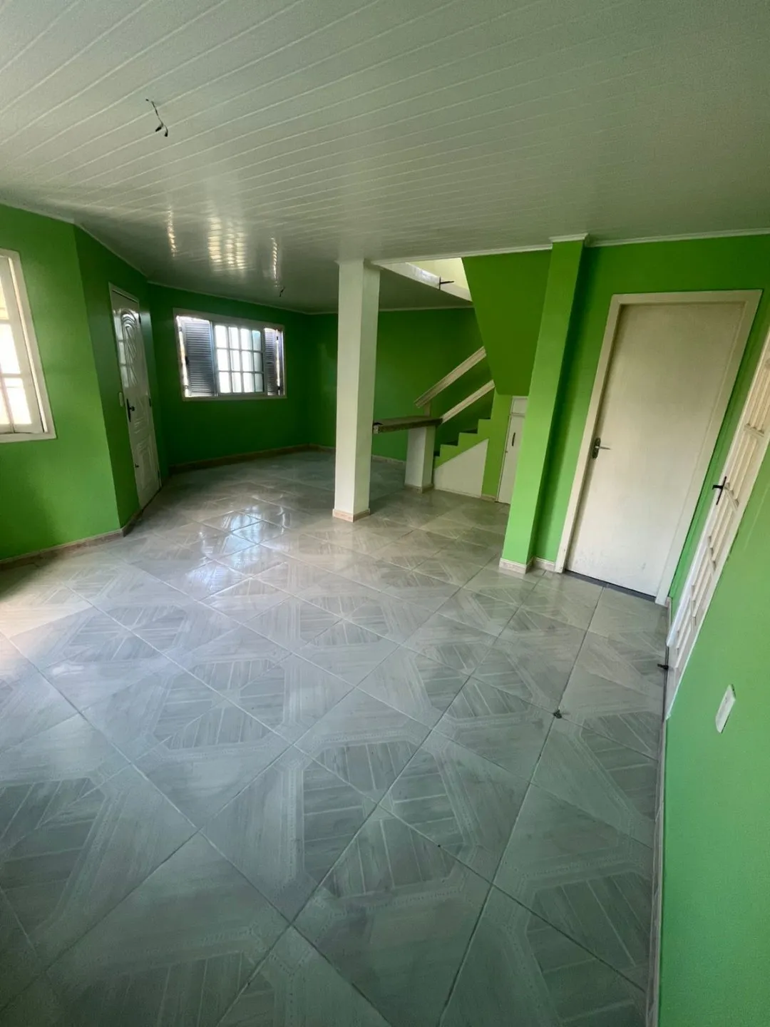 Imagem CASA À VENDA EM VIAMÃO - BAIRRO VIAMÓPOLIS! Excelente oportunidade para quem busca espaço, conforto e uma localização privilegiada!