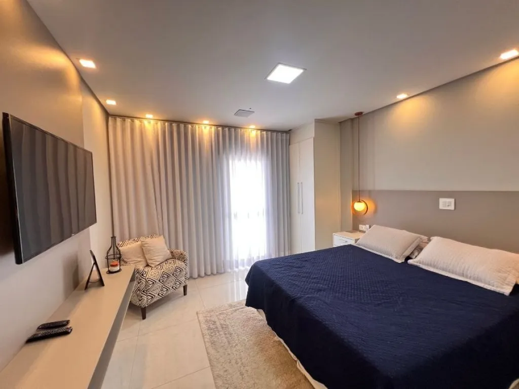 Imagem APARTAMENTO COM 130,00 m² - GUILHERMINA - PRAIA GRANDE SP