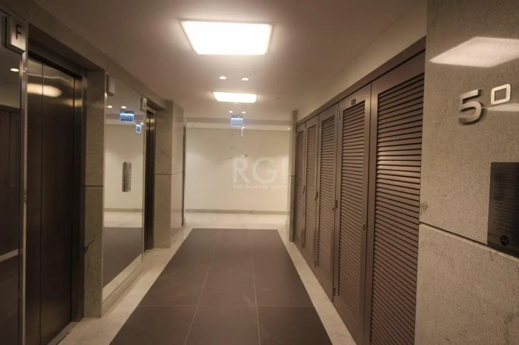 Imagem Sala 46 m² para comprar no Walk por R$ 480.000,00 Praia de Belas - Porto Alegre/RS