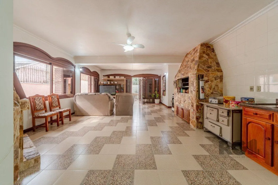 Imagem Casa para Venda - 646m², 4 dormitórios, sendo 2 suites, 4 vagas - Jardim Isabel