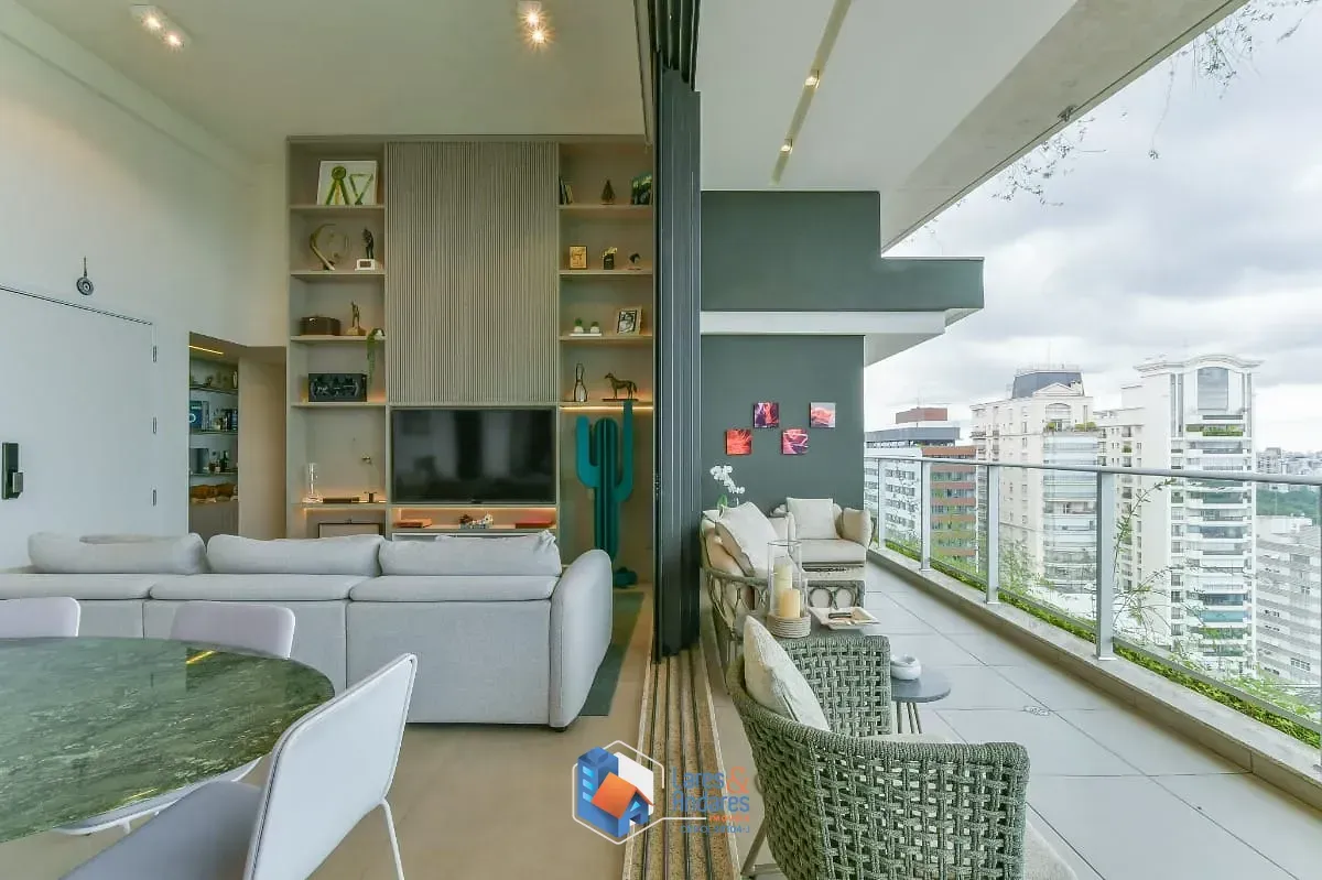 Imagem Apartamento para venda em Cerqueira César com 3 quartos, sendo 3 suítes, 175m²