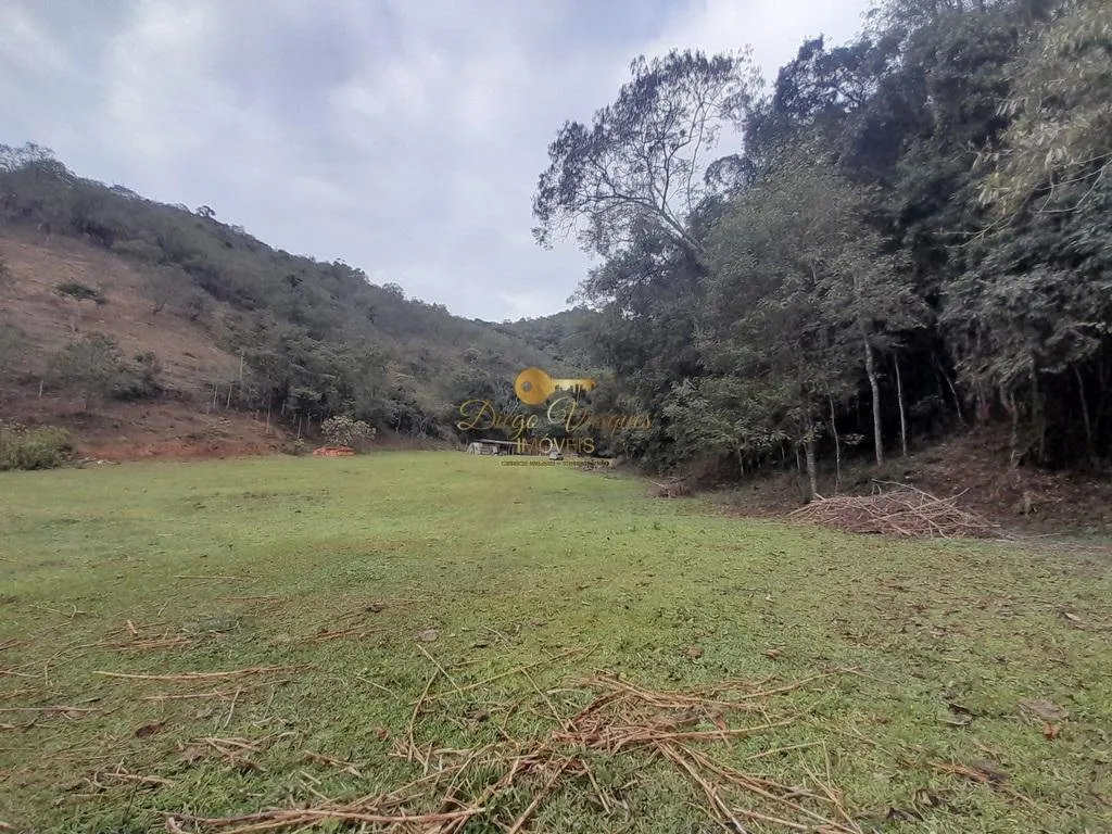 Imagem Terreno para Venda em Teresópolis / RJ no bairro Albuquerque
