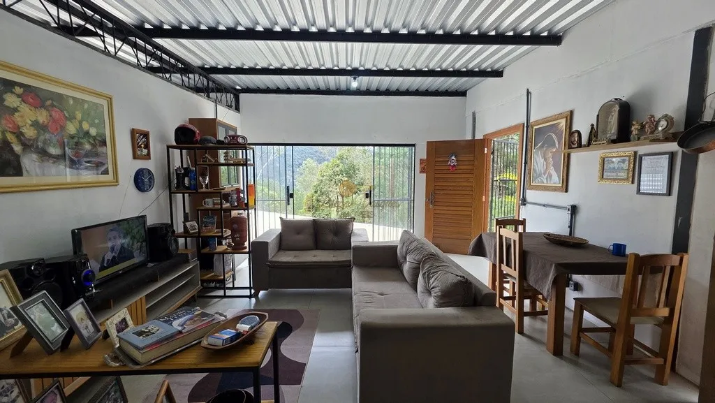 Imagem Casa em Condomínio para Venda em Teresópolis / RJ no bairro Posse