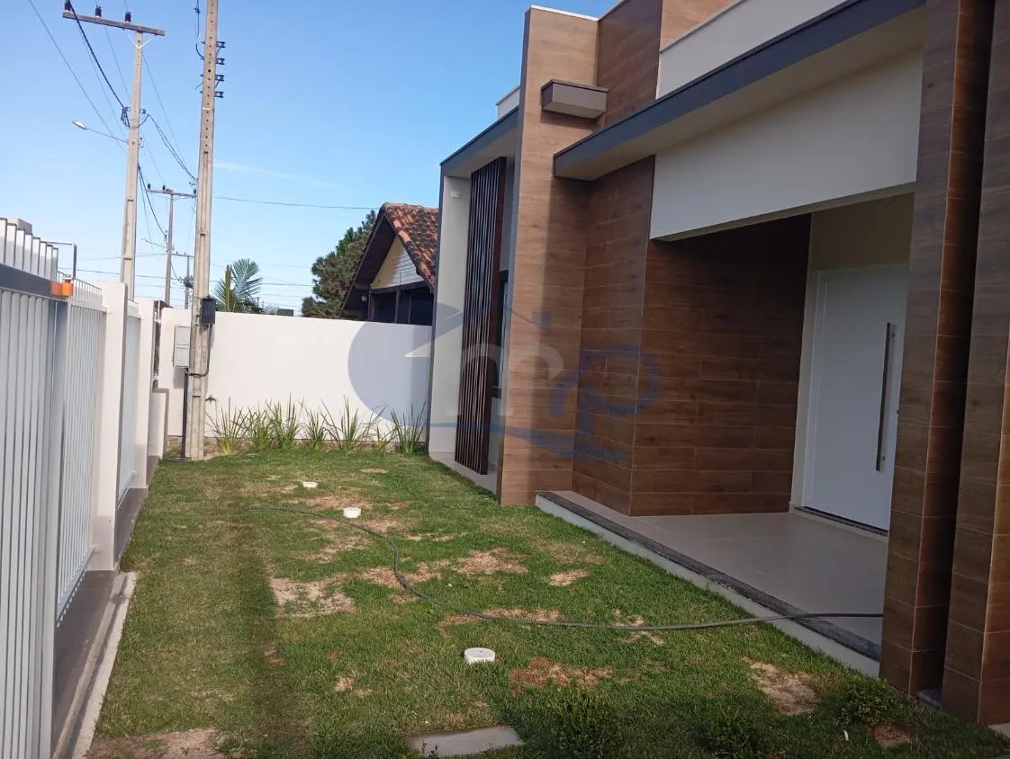 Imagem Casa de 2 Dormitorios com Piscina a Venda no Novo Passo, em Passo de Torres/SC