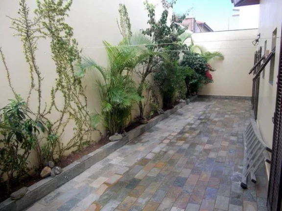 Imagem CASA COM PISCINA PERTINHO DA PRAIA