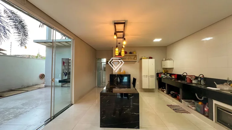 Imagem Sobrado 02 Suítes 273m² na 1503 Sul