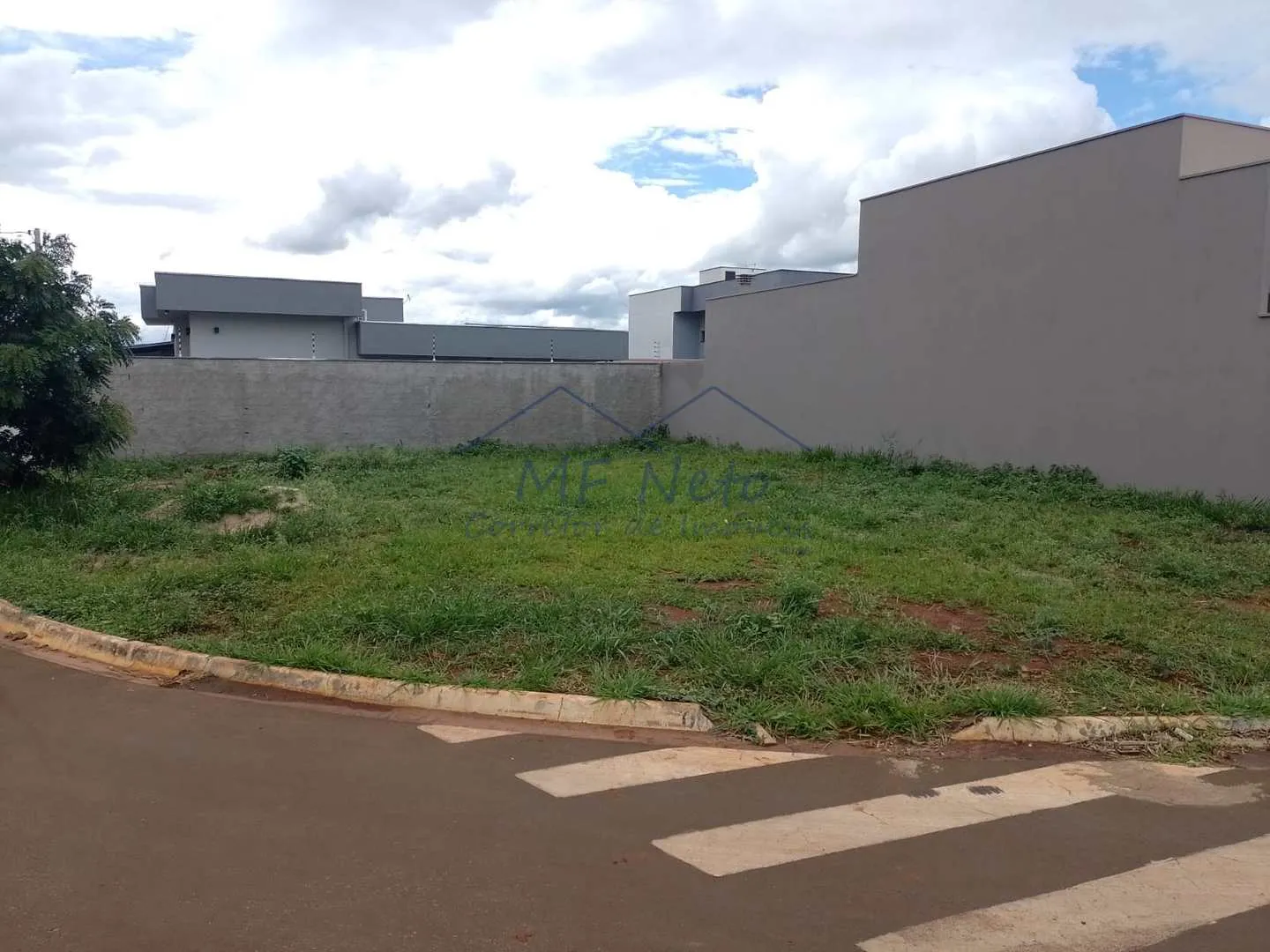 Imagem Terreno Padrão