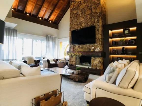 Imagem Lindo sobrado no Aspen Mountain de Gramado com 05 suítes mobiliado e decorado