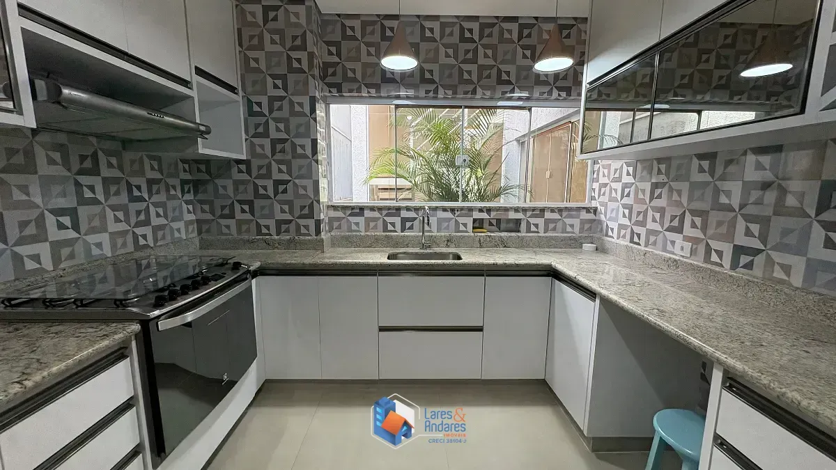 Imagem Casa para venda em Vila Pirituba com 4 quartos, sendo 2 suítes, 288m²