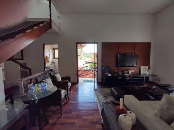 Imagem Casa com 3 dormitórios à venda, 400 m² por R$ 2.400.000,00 - Granja Viana - Carapicuíba/SP