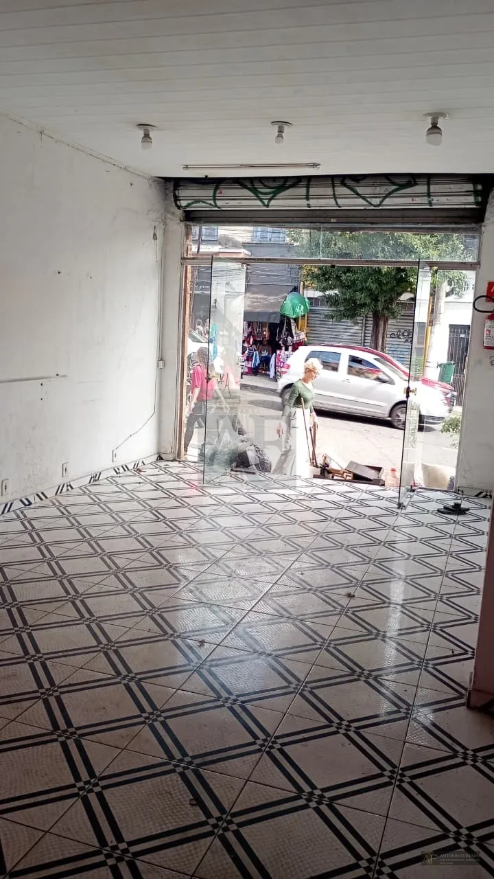Foto do imóvel Comercial para alugar em Penha de França, São Paulo em Rua Padre João