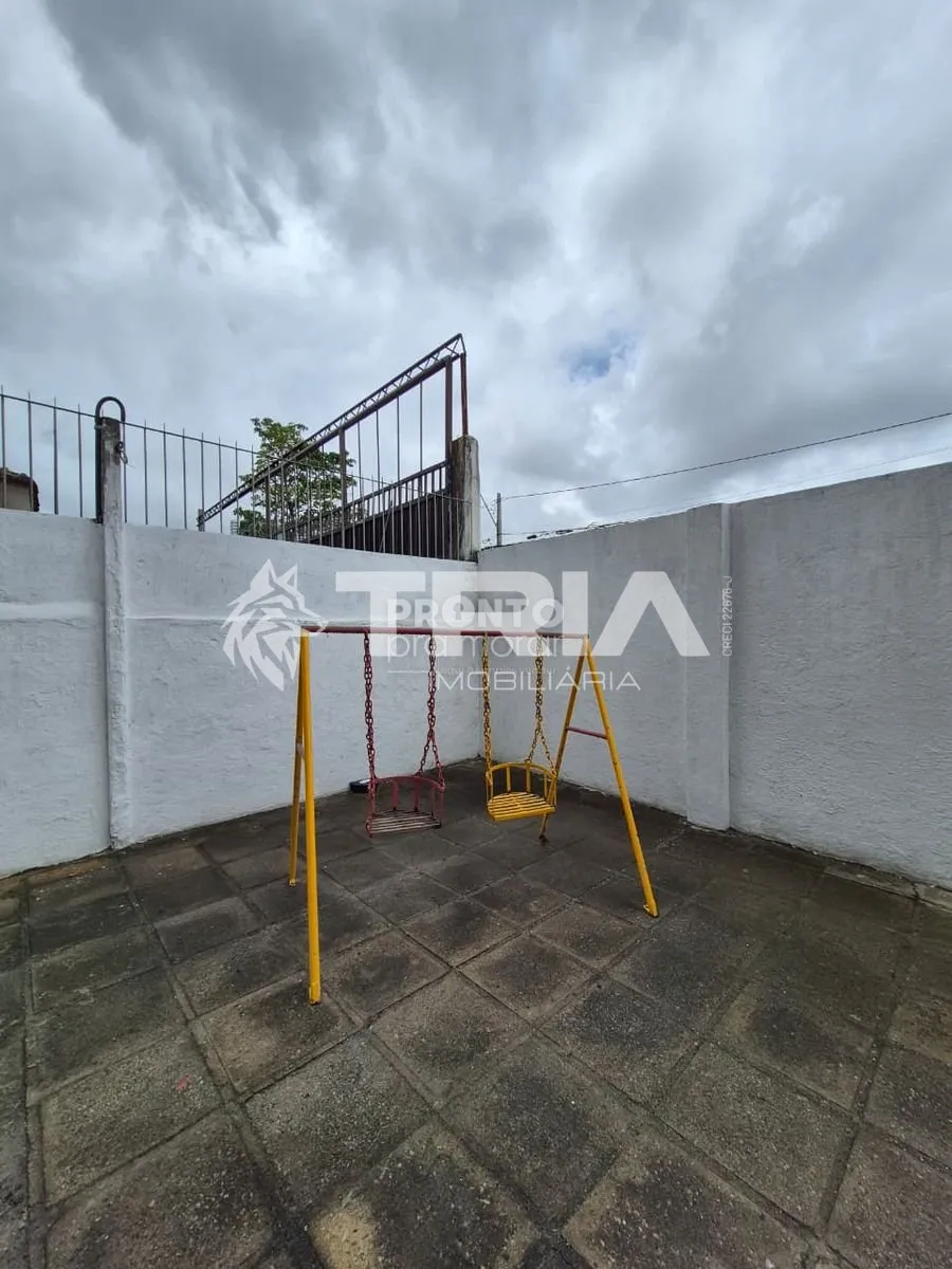 Imagem Apartamento de 3 quartos, 77m² no bairro Encruzilhada, em Recife