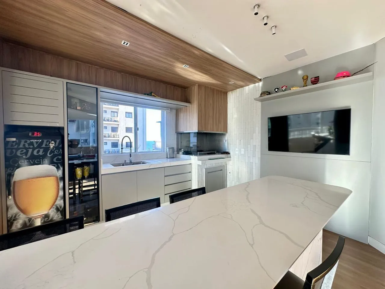 Imagem Apartamento à venda com 415m2 por R$ 5.050.000,00
