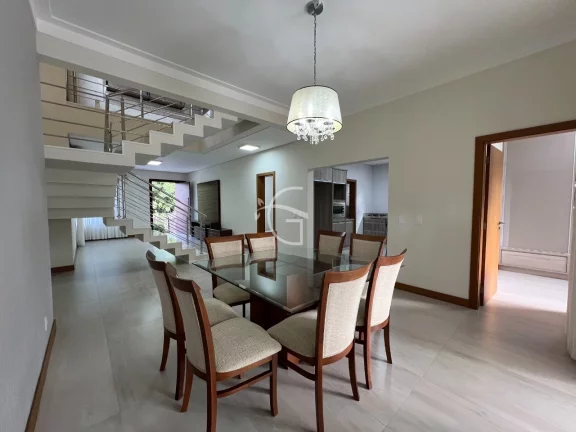 Imagem Essa casa de alto padrão é linda e encantadora.