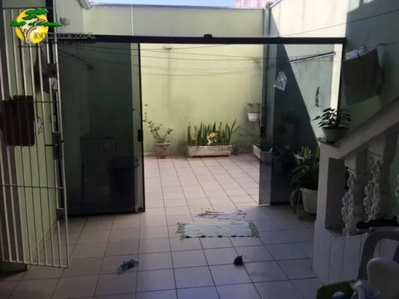 Imagem CASA ASSOBRADADA PARA VENDA NA VILA ROQUE