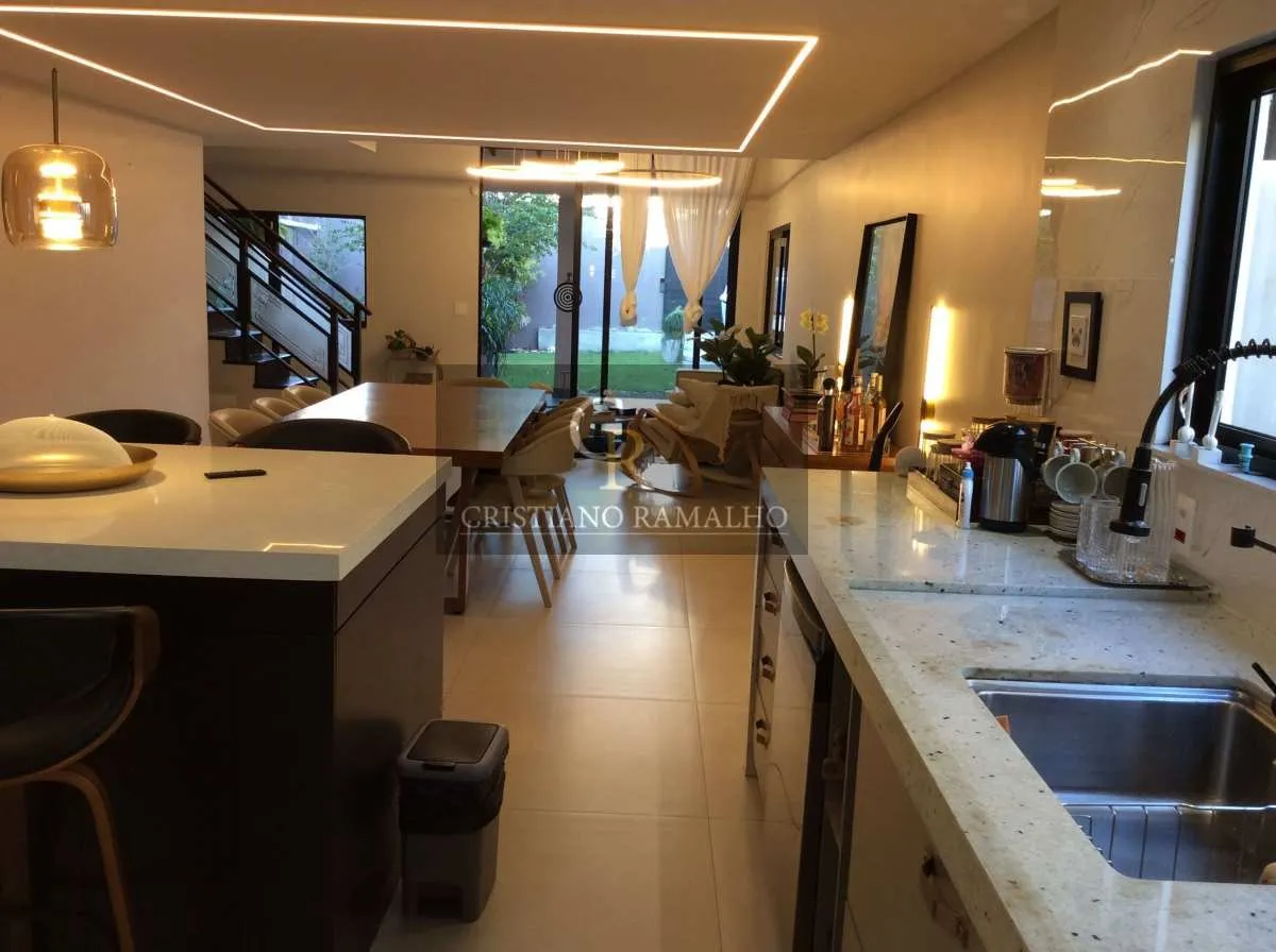 Imagem Casa à venda em Cabo Frio, Jardim Excelsior, com 3 quartos, 120,00m2