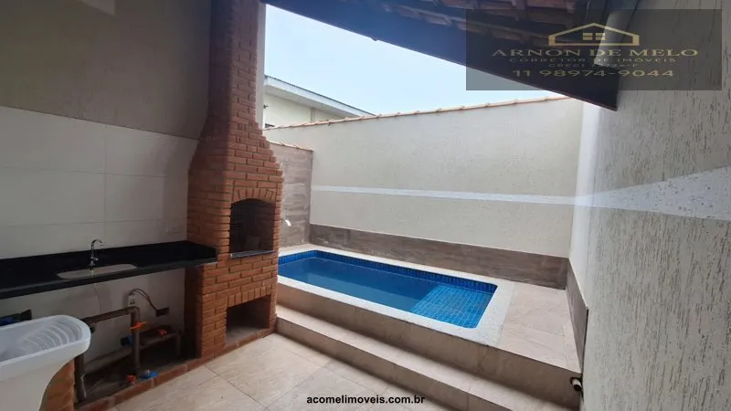 Imagem Casas no Litoral para venda em Itanhaem no bairro Corumbá