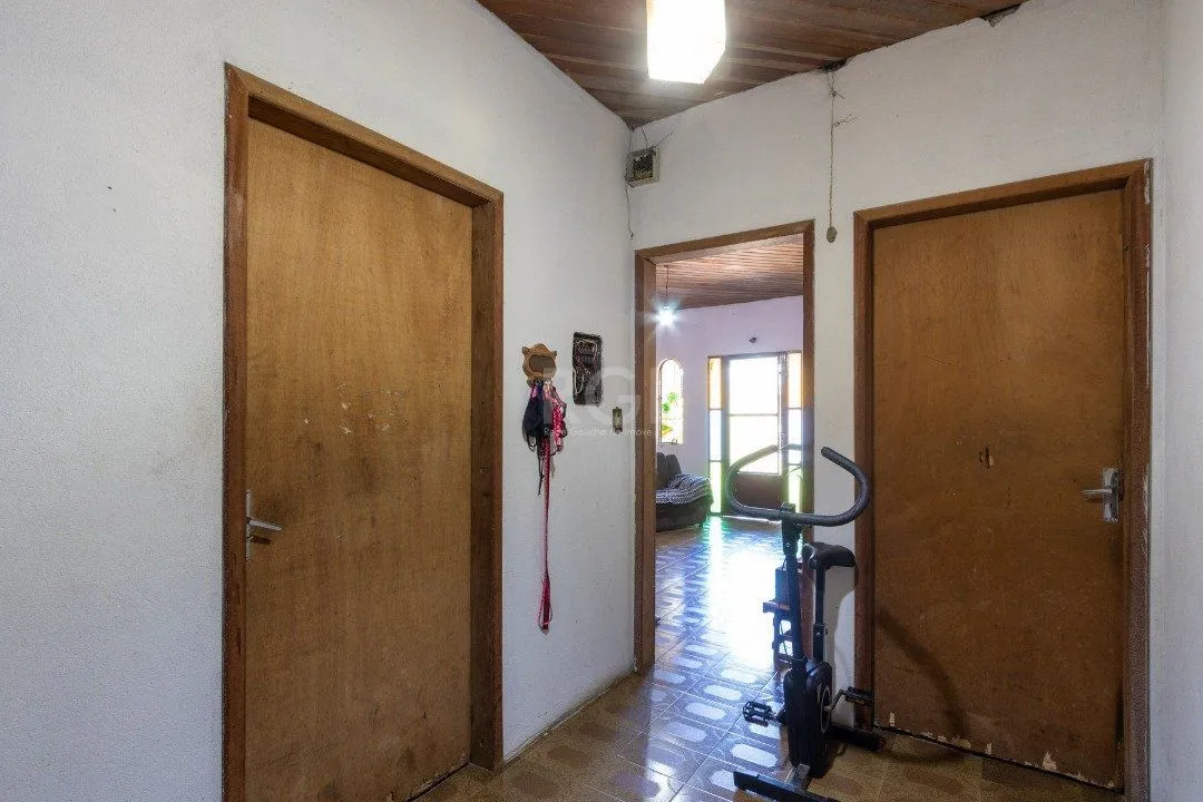 Imagem Casa para Venda - 2200m², 3 dormitórios, Lomba do Pinheiro