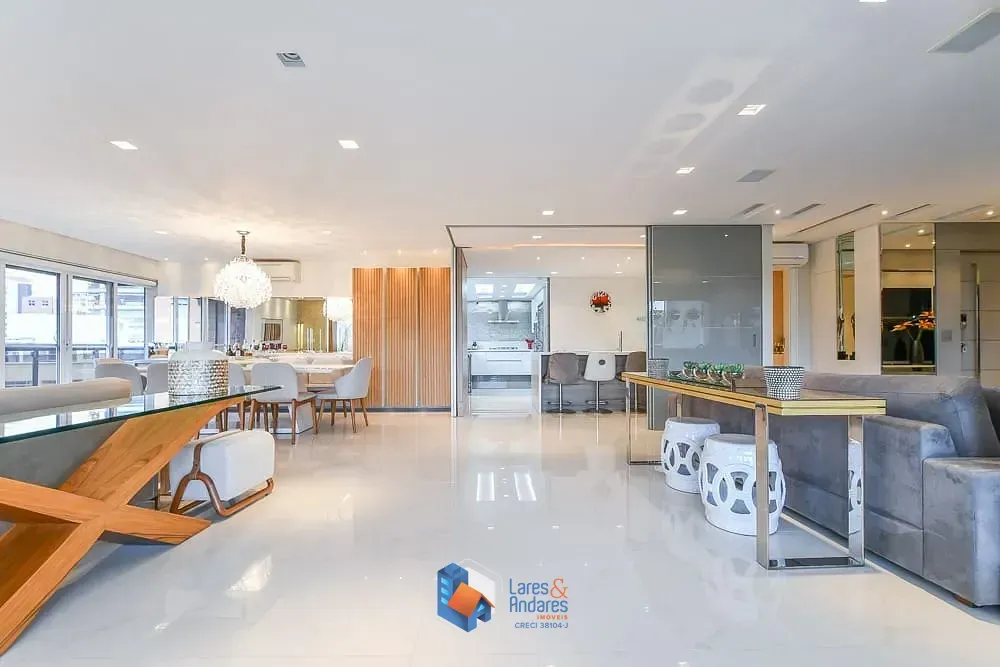 Imagem Apartamento para venda em Vila Nova Conceição com 3 quartos, sendo 2 suítes, 244m²